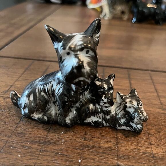 Scottie Scottish Terrier Pups Porcelain Black Gray White Occupied Japan Figurine - Picture 1 of 3
